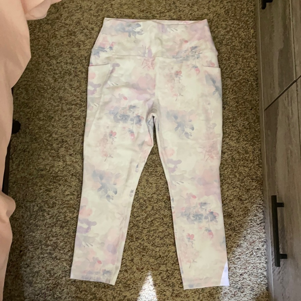 ATHLETIC LEGGINGS
